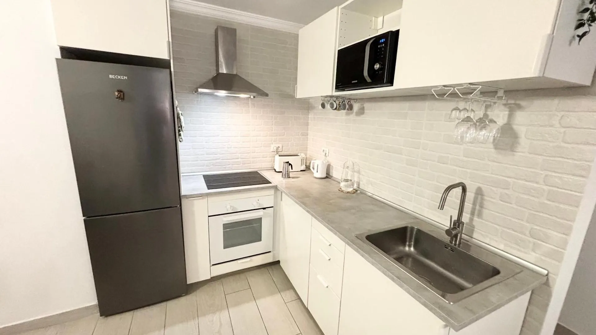 Central & Modern Apartment In Playa Las Vistas Los Cristianos