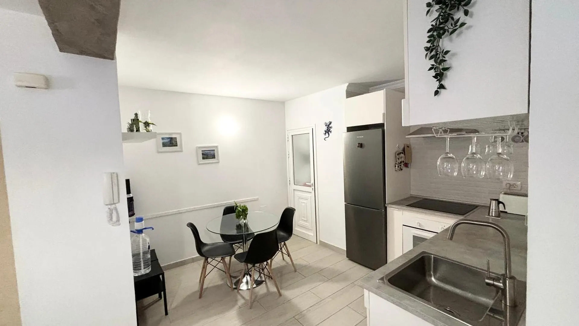 Central & Modern Apartment In Playa Las Vistas Los Cristianos  Spanien