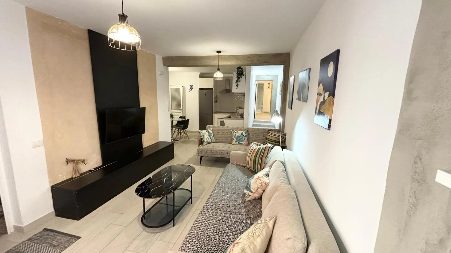 Central & Modern Apartment In Playa Las Vistas Los Cristianos   Los Cristianos (Tenerife)